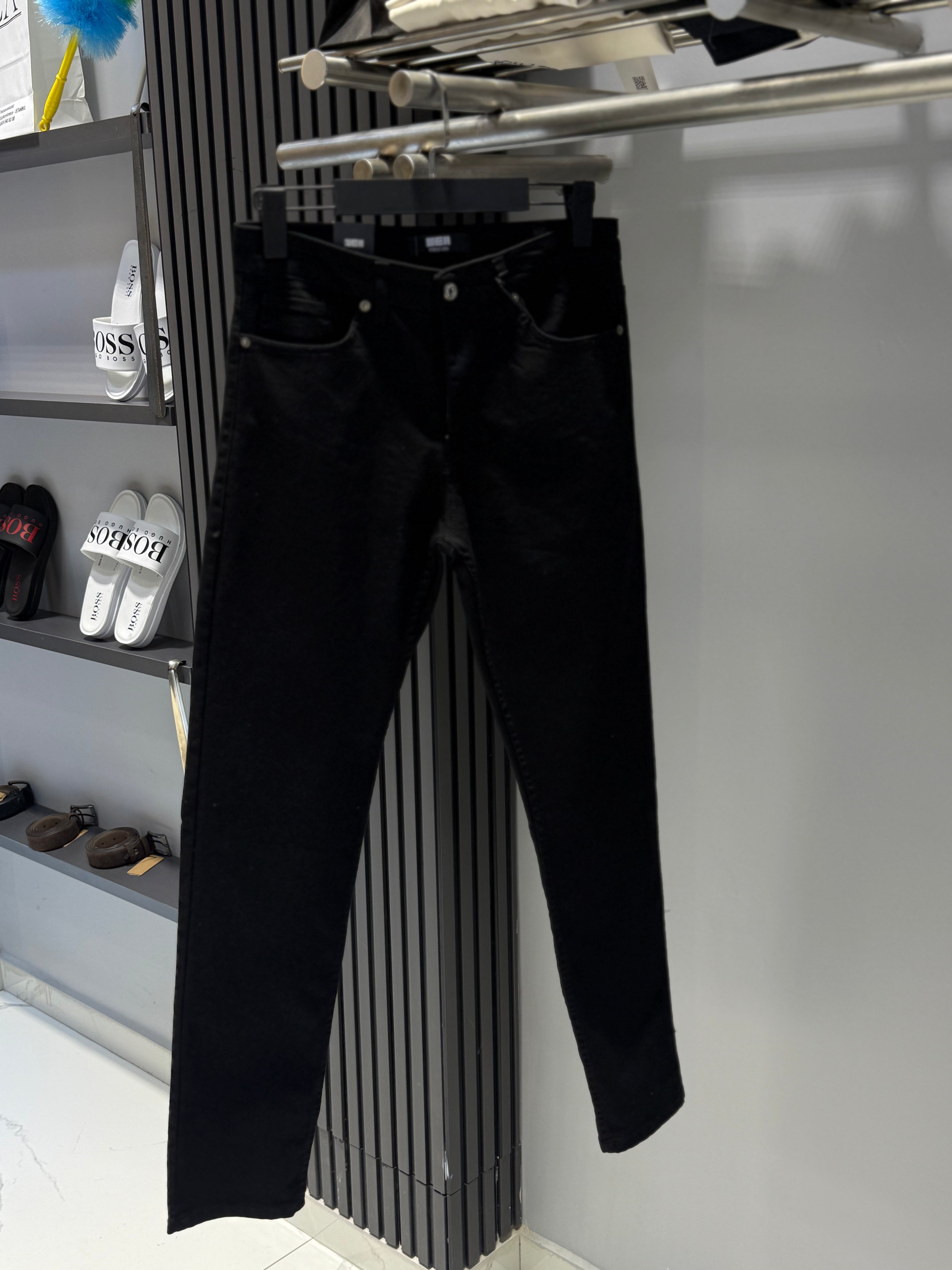 Siyah Regular Fit Jean