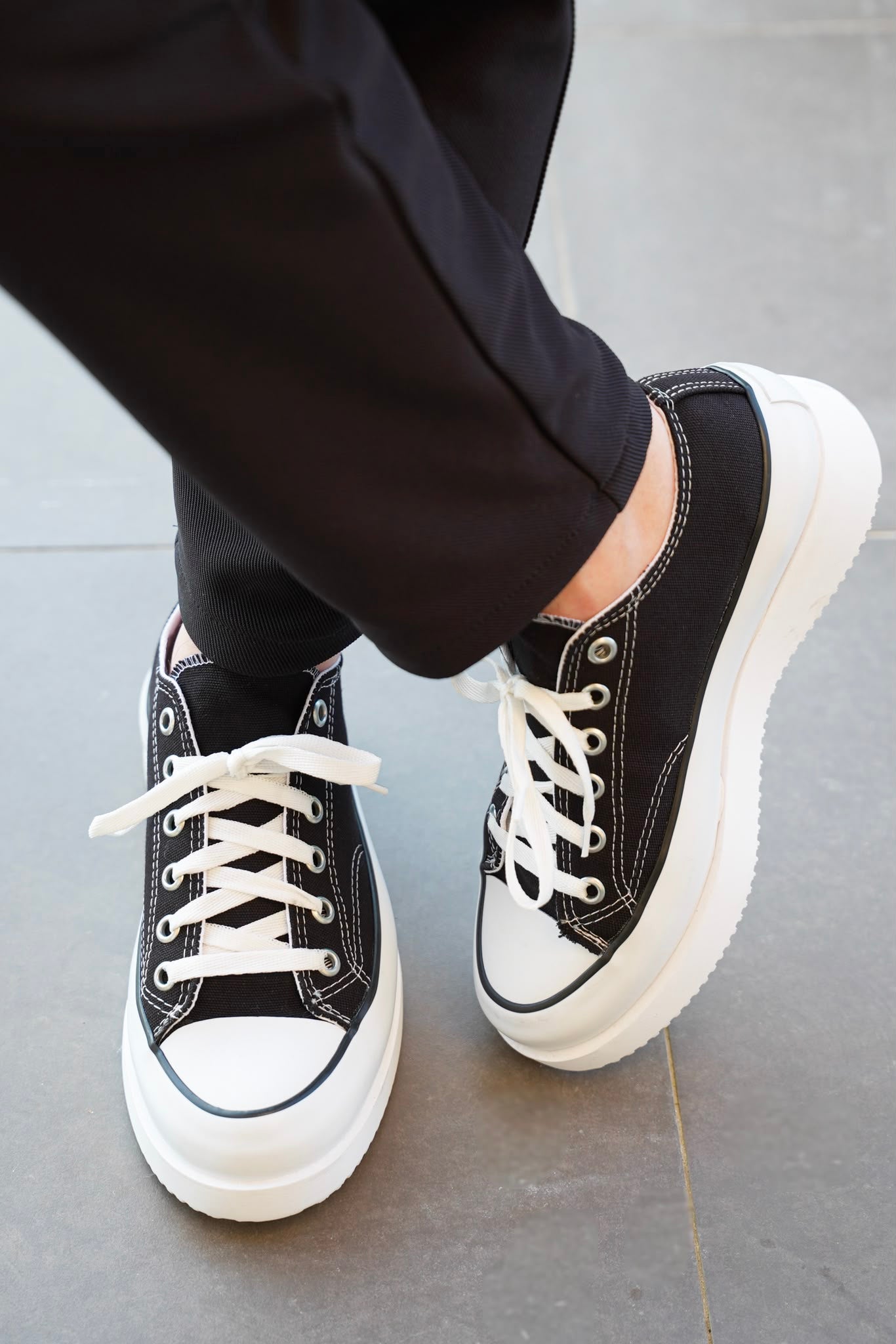 Siyah Kanvas Sneaker